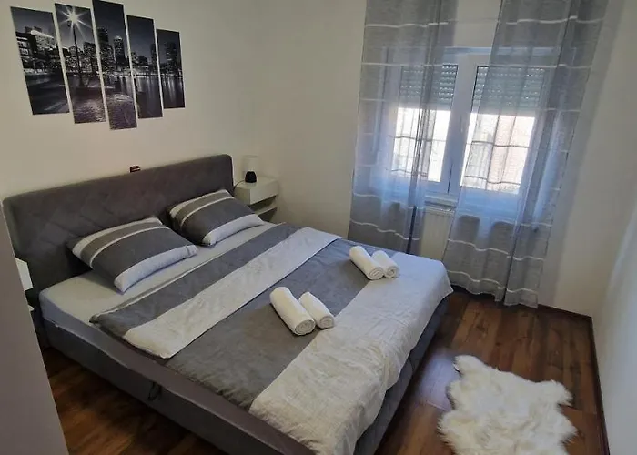 Nikolina Ζαντάρ